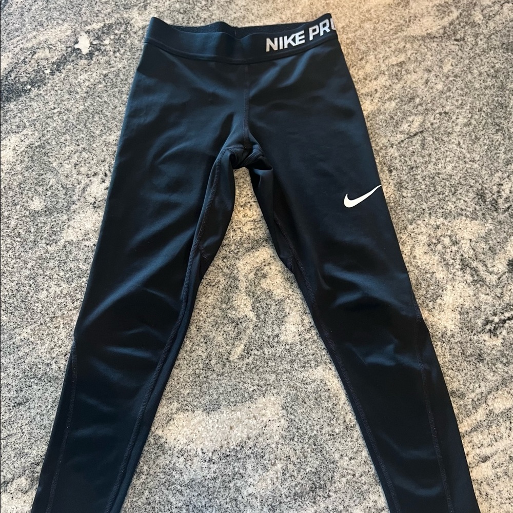 Nike Pro girls leggings size small